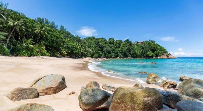 Long Beach Hotel Patong Dış mekan fotoğraf