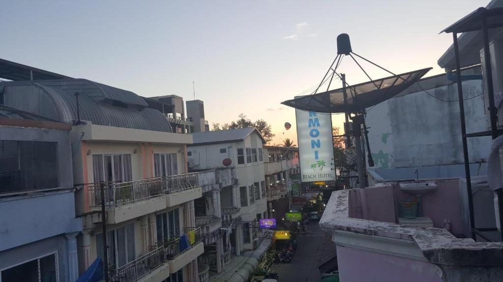 Long Beach Hotel Patong Dış mekan fotoğraf