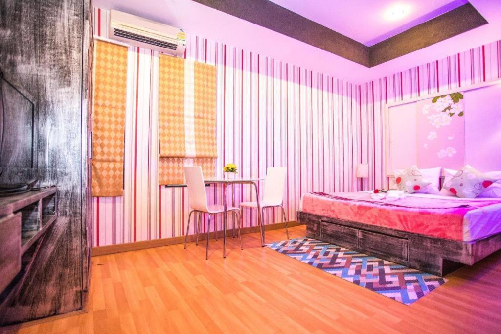 Long Beach Hotel Patong Dış mekan fotoğraf